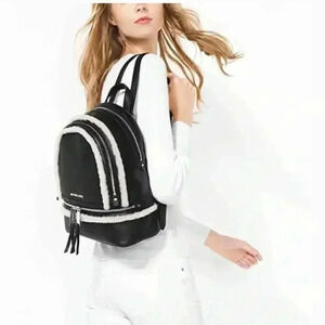 MICHAEL KORS Rhea Black Leather Sherpa Lined Backpack Rare